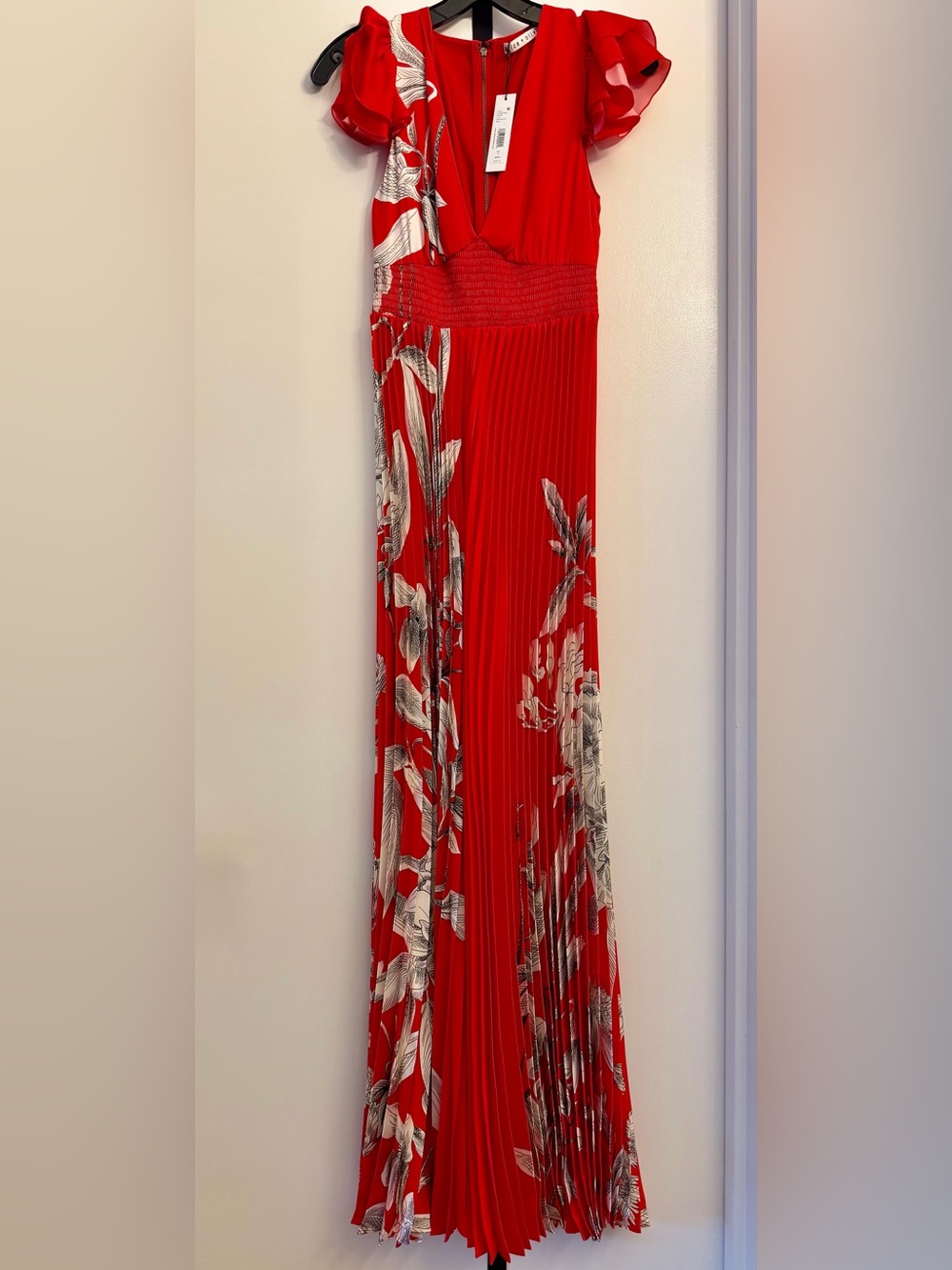 NWT Red Alice + Olivia BENNET pleated wide leg jumpsuit (Drifting By)